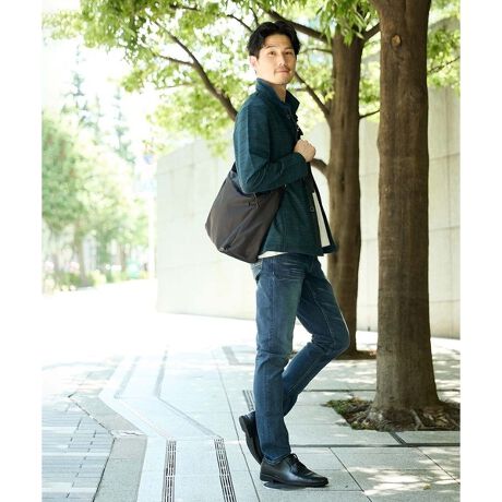 [^ԁFMS5AE71100]ExȃiCfނ̗pĂfUCƂĂJWArWlXV[܂ŕLg܂ E^b`Œ߂ĊĴŎ[֗ E@\ƂĂ͑̃|PbĝŎ[XbL܂ E|[`tĂ邽߃Cz⏬KȂǂ֗Ɏ[\