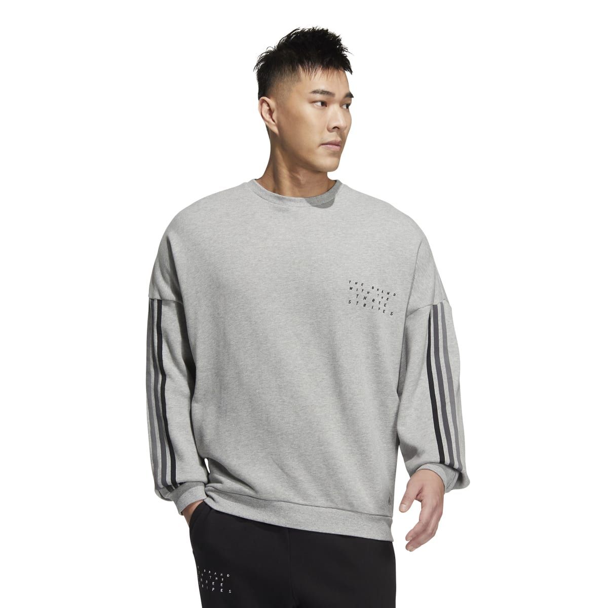 adidas】シティ クルーネック スウェット（ジェンダーニュートラル