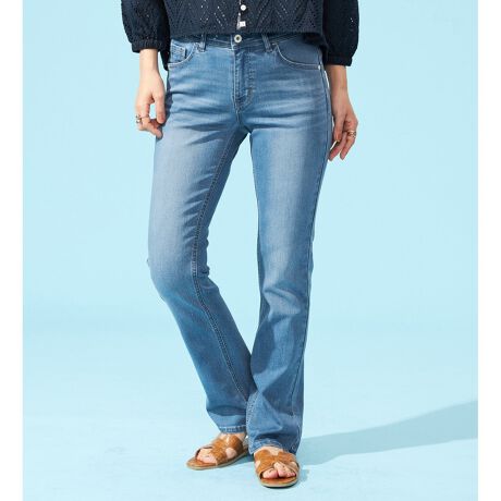 [^ԁFCS323-0002]fjEJ[ ɁÃXgb`Iyď_炩ɏ̐SnŁAxȂB ĂTTBhC^b`fނŁAKɉ߂܂ByC17Ǝ̔r݌vzoʁFƂ܂Lт郉CŁArʐI VGbgFCB323Xg[gx[XɂA̔VGbgtBbgFtbgtgJ[uxgŁAɗDtBbgBKʁF[Nƃ|Pbg̔zuŁAqbvA܂BSnAVGbgAǂËȂBC17MĂ߂{łB