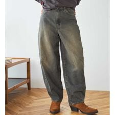 エドウィン(EDWIN)のessentials カーブデニムパンツ