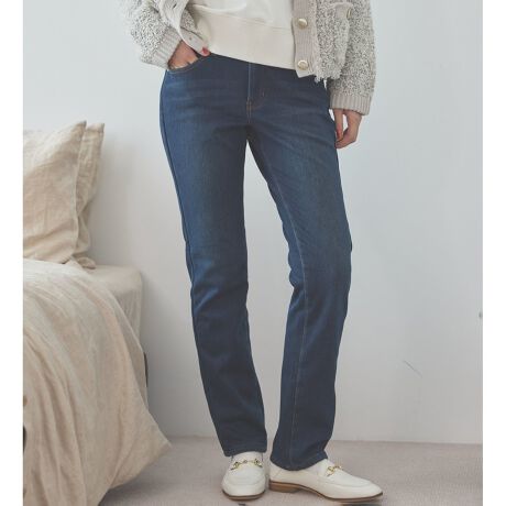 [^ԁFJWH02W-0005]Fabricjbg̗ɖёttȃVM[fނ\荇킹{fBOfށBEDWINfB[XBODY FIRE̒ōłȂ̂ŁAЂƖڌāugvƊ邾łȂAɃ^Cc킹ƂA1ňSĉ߂DꃂmBjbgfނ炵_炩ȕƃXgb`ŒԂ̒płXgXt[ȐSnłBDesign / SilhouetteVGbgJERSEYSԂ̃XXg[gB肩qU͋r̃CɃtBbgAqU牺͒IȃCƂ邱ƂŃqUׂAӂ͂̊ۂ݂Jo[܂Bxg[̃IWJERSEYSuACRB߂̃OXݒő܂łۂۂpcłB