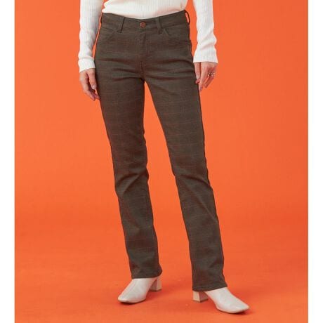 [^ԁFCW323-0003]Material & FabricyfjzF_炩QɐLтmXgXȃXgb`́BɁAĉ݂NъŁAuԂgBODYFIREfނłByJ[zfjl̒gƐSn悢Xgb`ɉAщHڗȂꂢ߂ȕ\|CgBiȃR[fBl[gɂ}b`܂BDesign / SilhouetteƂ܂LтrAoIɉoƎ̃p^[݌vpurʔQXg[gvłBBASIC CB323Xg[gƘAtBbgŁAV[vŐꂽۂ܂BEGXgɂ́AtbgtgƃJ[uxg̗pBɂwオɂAtBbgL[v܂BSn̗ǂƈSɒ]̂C17̎dlłBqbv̌ɂA[Nƃ|Pbǧ`ETCY𒲐邱ƂŁA]̏ȂKʂ܂B