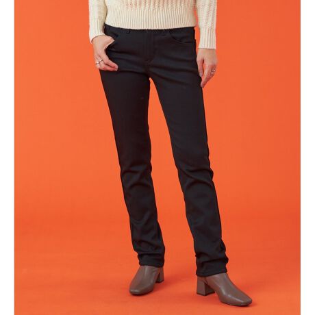 [^ԁFMEB02W-0005]Fabric@ے̒ubN̎^eRɎgp邱ƂŁAF򂹂ɂAzRtɂpcBn̗ɃXgb`̌ے̃}CNt[X\荇킹{fBOfނłBDesign / Silhouettes^s^ȂAXLj[͒悭ЂɂƂ肪A^CgXg[gBu܂߂ȂXibv{^vuVcoȂׂ~߃e[vvɉāu֗ȃy}vƁAn^NɊ̋@\tB