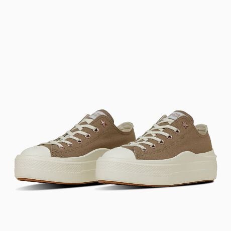 [^:31314910]I[X^[ Cg̃\[Ap^[AWfBgh̃EG[ũfUCꂽꃂfBF̃LoXfނ̃Abp[ɁAng^x̃SsNS[hɂ邱ƂŏiȈۂɁBngɃRo[X炵̃X^bY̗p肰ȂANZgvXBC\[ɂ́AʋCƃNbVɗDꂽI[vZ\̃E^JbvC\[̗pBAEg\[TCh킸Ɍ݌vȂǁÂfUC|CgBJ[̓O[WAItzCgAubN2J[WJBq[F4cmiQlTCY24.5cmjETCYɂĈقȂꍇ܂BE̍ꍇ܂B