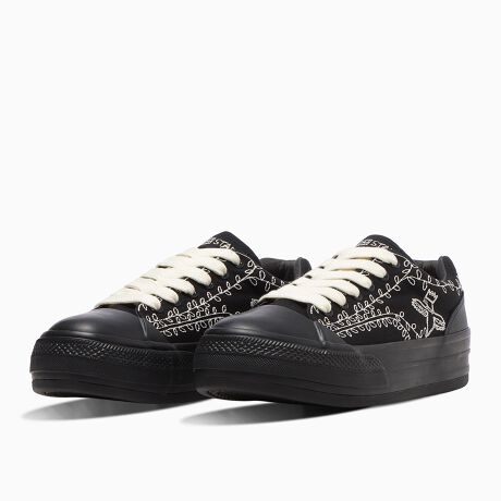 [^:31316790]90NõA[JCuC[W\[XɂV[YŜɃ{[̂AI[X^[ {[_[X^[̃R{[VfBuGɕ`悤ȏivƂuhRZvĝƁAfUCi[̏ˎ`GN_ɃRNVWJSHINYAKOZUKA炵A܂ŊG{яo悤ȗBꖳ̃fUCBG{̒̌Ĉ悤ȃ{[̂VGbg̃{[_[X^[x[XɁAˎp̔a̎sŌAeB[ÑXJbv[X璅z𓾂nhXeb`̎hJłg̊G𗎂Ƃ񂾁Aˎ̕\uAeB[NXj[J[vBiV[YɂƂˎ̑ẑƃ`[tɂ̓RNVłՓIɓoꂷuEzEv̗pBC\[ɍxE^tH[ƃo[X|W̗p邱ƂŗDꂽSnBubÑt@bgV[[XtB@A̎hJ̏o(e[v̂Ԃ)Ɍ̍\܂Bq[F4cmiQlTCY28.0cmjETCYɂĈقȂꍇ܂BE̍ꍇ܂B