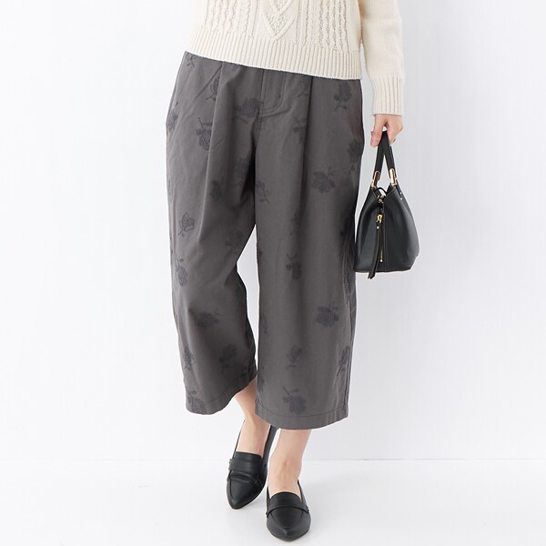 スーパーハッカ コットンチノローズフラワー刺繍テーパードコクーン