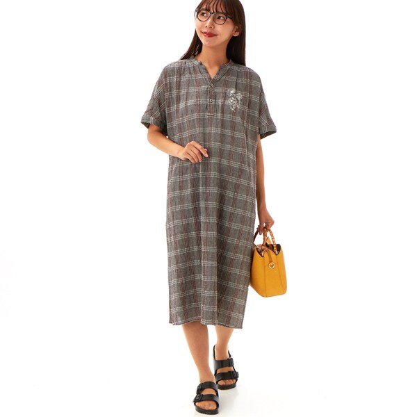 コットンボイルワッシャーチェック ステッチフラワーワンポイント刺繍