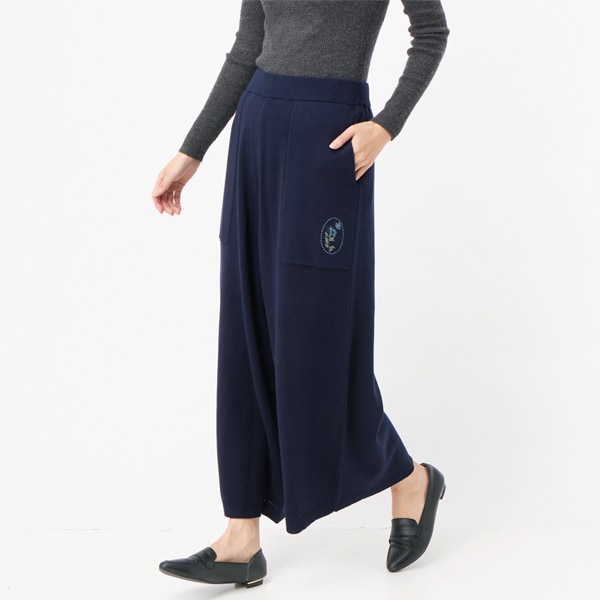 アクリルコットンミラノリブフラワーワンポイント刺繍ガウチョパンツ