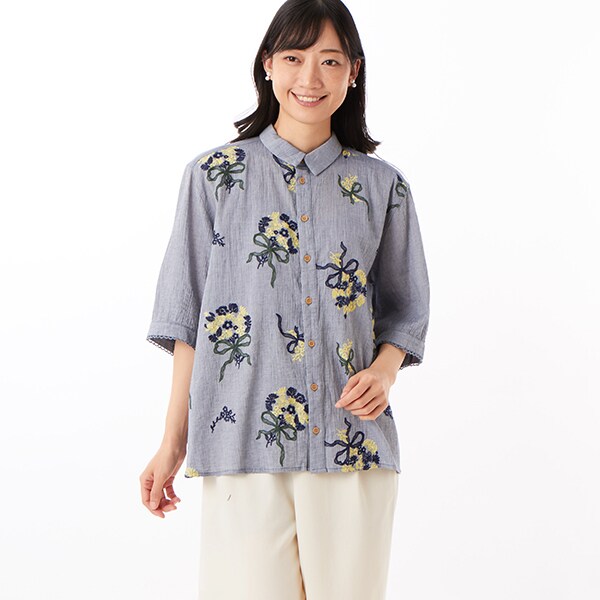 [15~19号]麻混シャンブレー単色アシンメトリー刺繍シャツブラウス 麻混シャンブレー単色アシンメトリー刺繍シャツブラウス（シャツ