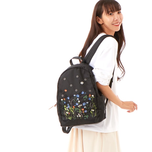 ✨美品✨glanta グランタ　刺繍　リュック　バックパック　花柄　軽量 glanta｣かすれフラワー刺繍リュックバッグ | グレンタ(glanta