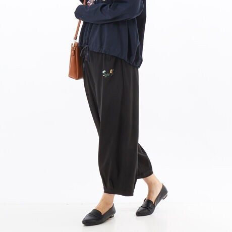 [^:34160254]Ԃ̃|CghJ{RN[pcBLkɗDꂽXgb`fނgpA₷ƉKȗSn𗼗ACełBɃ^bN{ƂŁAӂƊۂ݂ттRN[VGbgɎdグ܂BEGXg̓SRŉKȗSnłB