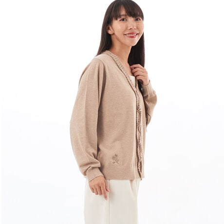 [^:34840254]^bNtɂꂽAtF~jVlbNJ[fBKBfނɂ́AהԎ̃RbgANgp܂BRbg̏_炩ƒʋCAAŇyƕی`˔AƂGƌy₩ȒSn͂łBH̉HDɂAȂẴR[g̃Ci[ɂ􂷂ACełB