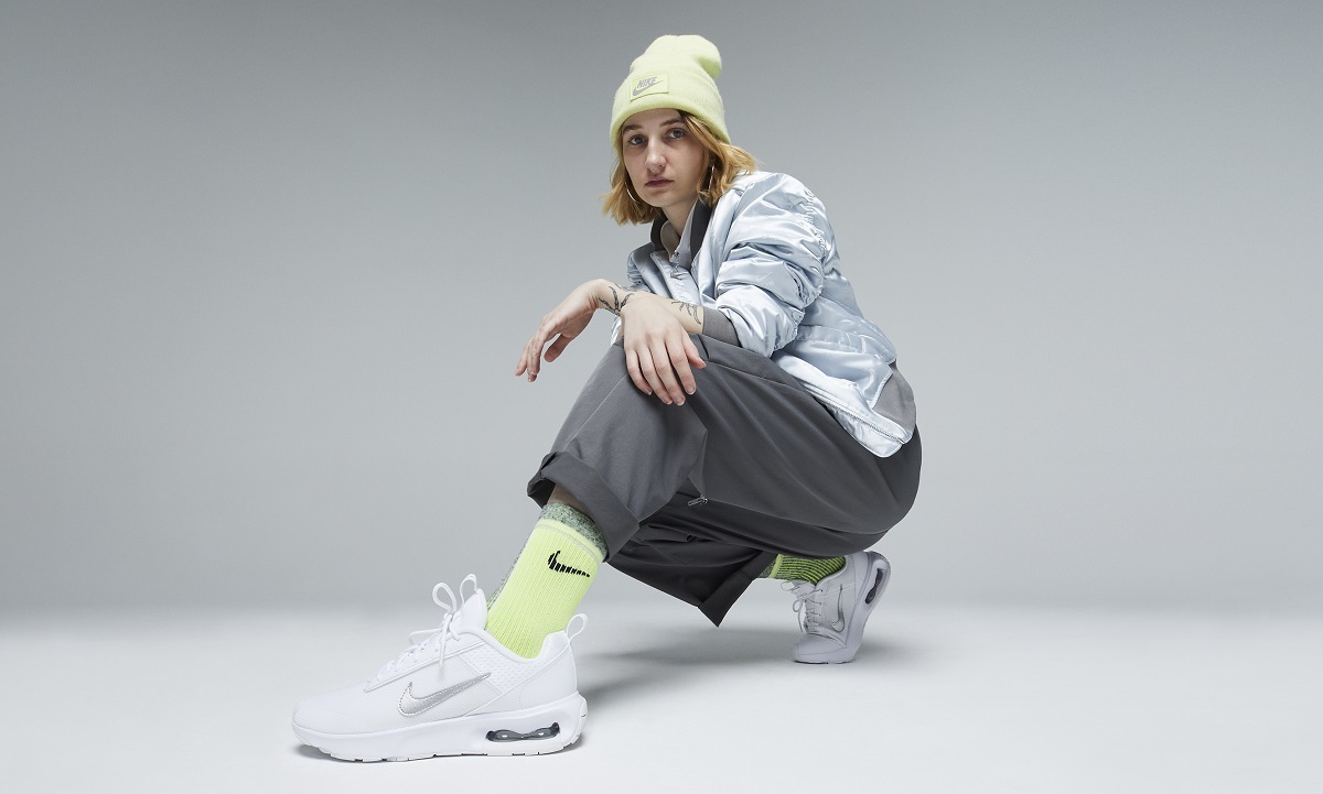 ナイキウィメンズエアマックスINTRLKライト/WMNS NIKE AIR MAX