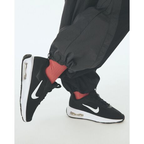 [^:DX3705]iCL GA }bNXINTRLK CǵA AirNbVjOVĔ߁AKxɒeނ悤ȗSnǋB