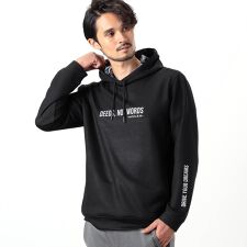 【NICOLE SPORTS】ロゴプリントパーカ