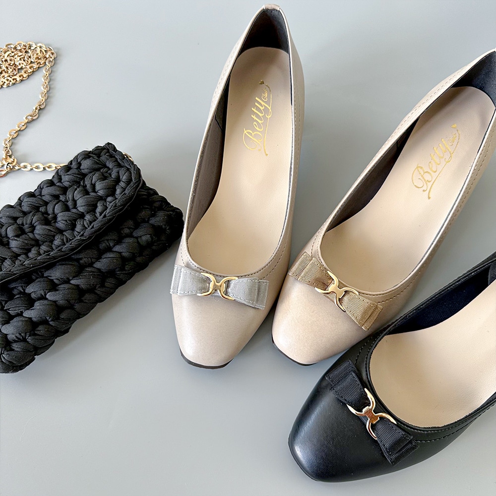 24秋冬新作】ソフトスクエアトゥ リボンパンプス | ベティクラブ