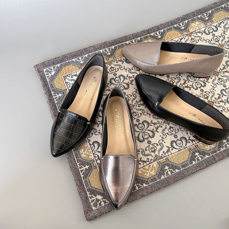 yBetty Club 25AWV쏤izlC̃tbgV[YɐVFoꂵ܂BVvǃ}lȂAx[VbN[t@[BLƂCȂS[h̃X^bYfUCɐ[݂oBVF͋Gߊ̂NуXG[hŁAH~̃R[fBl[gɃvX̃ANZgBVvȃfUCȂ̂ŃR[fBl[gɎ₷Qcm̃[q[ň芴Am炸̂PłBfUC̃ubNPÚk^ԁFBC1550lœWJBi摜́A̓p\RȂǂ̎gpɂAۂ̐FƈقȂČꍇ܂B\߂B[^:BC1526]