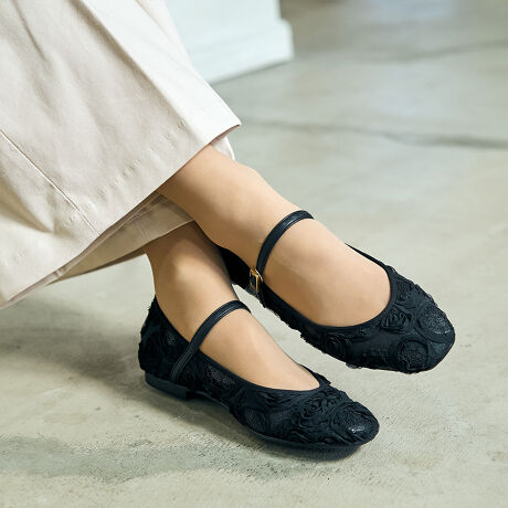 yBetty Club 25SSV쏤izlC̃[WF[pvXfފŏ_炩ȈۂɁBL[gŃVvȃX^CÕANZgƂĊ􂵂ĂACeBLR[fBl[gɍ킹₷PłB_炩ȗSnŐFXȃV[łg܂Bi摜́A̓p\RȂǂ̎gpɂAۂ̐FƈقȂČꍇ܂B\߂B[^:BC15702]