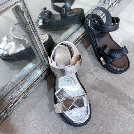 iƉ˔Atg{T_{̐̋LbƃGKgoBіڂ̂悤ȃmbg{ÂAiȈۂɁByʃ\[Ȃ̂ŁA{[ȂKȗSnBLC߃X^CfjȂǂ̃JWAX^Cɂ킹₷LR[fBl[gy݂܂Bi摜́A̓p\RȂǂ̎gpɂAۂ̐FƈقȂČꍇ܂B\߂B[^:BC22710]