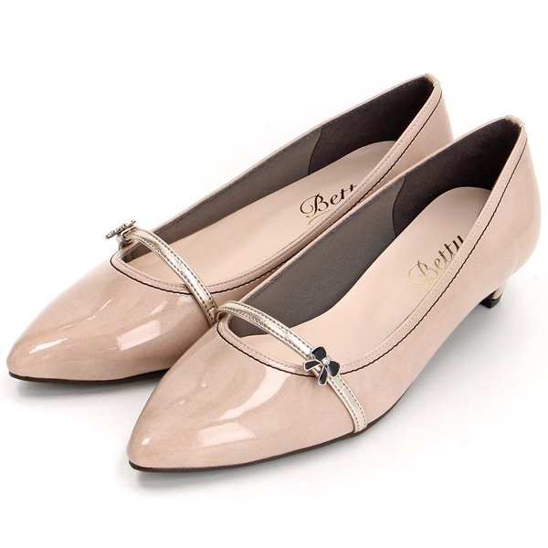 25秋冬新作】リボンチャーム ポインテッドトゥパンプス | ベティクラブ