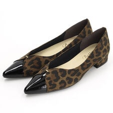 【25秋冬新作】ポインテッドトゥ Vカットパンプス