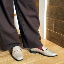 【25秋冬新作】ベルトビット ローファー