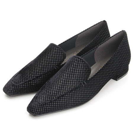 yBetty Club 25AWV쏤izX^CbVŐꂽ[t@[pvX`Iȃ[t@[fUCx[XɁA炵V[vȃ|CebhgD̗p邱ƂŁA_ŐꂽۂɎdグ܂Btbg^Cvŕ₷AIEIt킸􂷂ꑫłBi摜́A̓p\RȂǂ̎gpɂAۂ̐FƈقȂČꍇ܂B\߂B[^:BC18330]