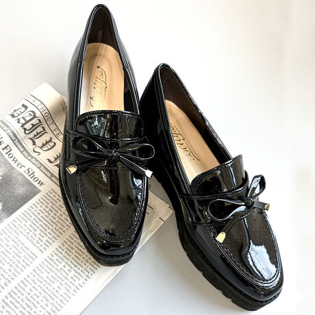 yBetty Club 25AWV쏤iztF~jȃ{{ȃ[t@[ؚȃ{̐ɃS[h̃`[tANZgBȂq[ŕ₷A{[葫YɌĂAX^CAbvʂi摜́A̓p\RȂǂ̎gpɂAۂ̐FƈقȂČꍇ܂B\߂B[^:BC2726]