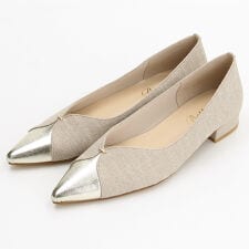 【26春夏新作】ポインテッドトゥ Vカット コンビパンプス