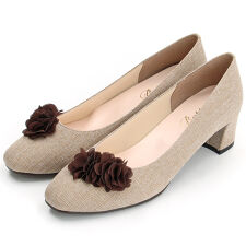 【26春夏新作】フラワーモチーフ ラウンドトゥ パンプス