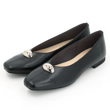 【26春夏新作】モチーフ付き スクエアトゥ フラット パンプス