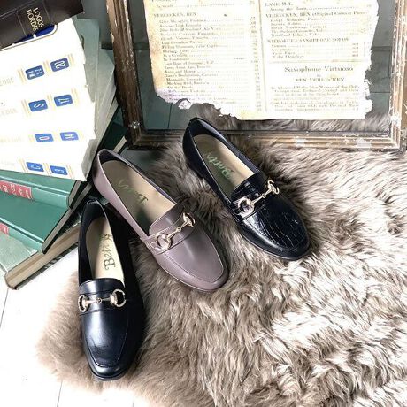 xeBNúyԏizrbgtXb|bɃrbgANVJȈۂ̃[t@[B邢XNGAgD̂ܐ̃VGbgghՂBrbgt̃[t@[̌ڂŁA}jbV⃌gȕ͋C̃X^COƑQBTbƒEł̂ŐFXȃV[łIтȂႢ܂BC\[ɂ̓NbVŕs̏Ռa炰Ătbg\[͒ԕɂ҂IN`ƃIV𗼗Ă̂ŁAwreԈႢȂ̈ꑫłBi摜́A̓p\RȂǂ̎gpɂAۂ̐FƈقȂČꍇ܂B\߂B[^:BC707]