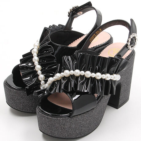 bt~p[AXgbvɂ̓LLobNg킢炵T_B΂߂ɑ点bt̏ɑ召̃p[ׁAXg[Eq[ɂ̓ZNGgpĉ؂₩ȃfUCɎdグ܂Bf͂AbOEGA킹ăgȃX^C߂łB*p[c⃉bt͈Ȃǂɂjꍇ܂Bb̃bt1AEł̌̍܂B[^:4450070]