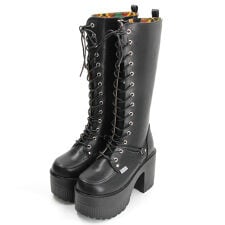 厚底レースアップブーツ