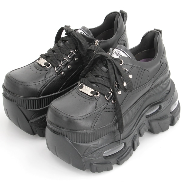 厚底スニーカー