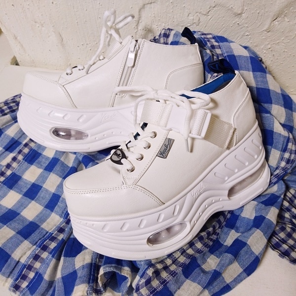 [}C]Xj[J[/[XPiYOSUKEj zCg