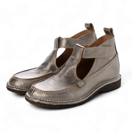 [^:51279]ԂȃgDTXgbv̏c̃oXAbXbLƌĂ܂B}bgȎ̃bNXU[͗TChɂ͏łŃVhEALXgV[vɌ悤ȎdグɂȂĂ܂BNԒԂƂȂ^bŃAH炵T߂ȃ_[NVo[ŒĂ܂B@ʂ킸ɎCĎdグvȂ̂ŁAN[݈͐ՂAۂɂ͊@E߂܂B