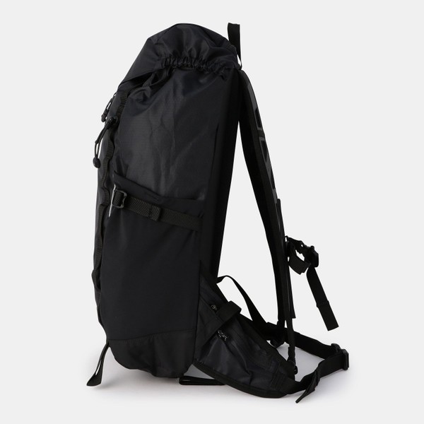 エッセンシャルエクスプローラー３０Ｌ | コロンビア(Columbia