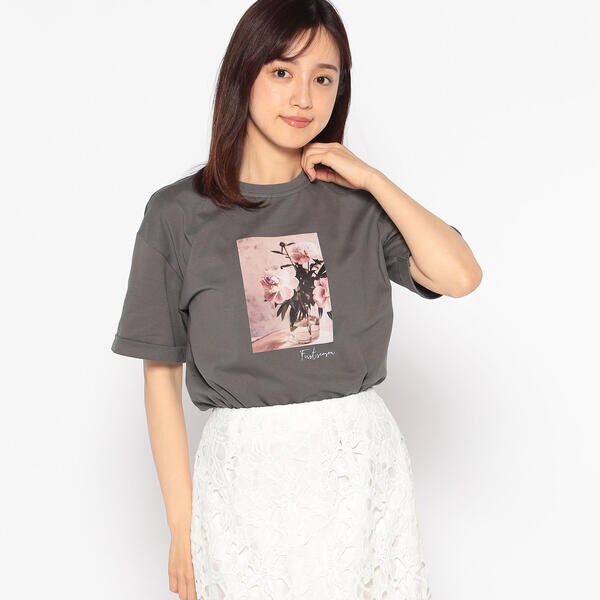 フラワーグラフィックプリントTシャツ | ミッシュマッシュ(MISCH