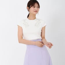 2025春夏新作 フラワー刺繍フレンチスリーブニット