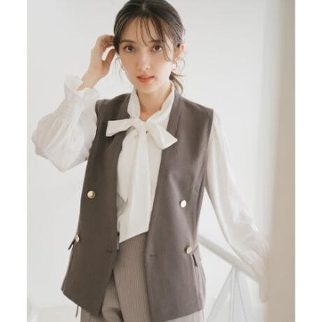 New ArrivalyH炵ƏiZAԃV[O{E^CuEXBzDesignE~bV}bV̒ԐlCuEXA25AWdlŃj[AēoBEH炵IWiJ[Ɛ璹`FbNvgŁANVJtF~jȈۂɁBEɂ̓V[OՂ{AӂƂ{[X[uؚ܂BEtg̃{E^C͌ѕňۂςfUCB{тŉ炵A炵ĒƑlۂ͋CɁBFabricE悢ƌy₩˔fނŁAƐSn悢SnBEɂVɂȂɂ߁AIɂItɂ劈BEꂵ₷AfC[Ɏ₷̂|CgłBStylingEXJ[g킹ŃtF~jɁApc킹ŒmIȈۂɂBEWPbgJ[fBK̃Cɂ҂ŁAH~̃C[hX^Cɂ߁BE{E^Čѕς邾ňۂKbƕςAV[ɍ킹Ȃy߂܂B```````````````ň݁F蓧FȂLkF₠򊴁F₠```````````````X^btpRg g162cmƂnŒSnǂÃV[OӂLĘr茩Ă܂B{E^C܂؂₩ɂĂ̂ŁAItBXɂx̂oɂ҂łBg153cm͍ŁA{gCAEgǂꂢɌ܂܂B傤ǂ悭AV[O悭tBbgĉKȒSnBXJ[gɂpcɂ킹₷AR[f̕ƍL܂B