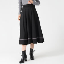 2025秋冬新作 裾配色フレアスカート