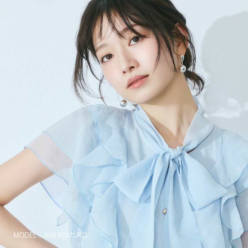 2026春夏新作 ボウタイフリルシアーラメブラウス | ミッシュマッシュ