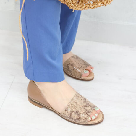 [^:6245]yMODE KAORI Collectionz\[̃Xeb`s[X|Cg̃Zp[gV[YBĝ݂_炩ȃU[hAbp[̂ܐ͖{vgpĂ܂Bтɑ̌`ɓł邵Ȃ₩͂łBg₷tbg^Cvhb[߂Ȃ̂ŁAEɂSė܂Bʋ΂ʊwAsȂǗlXȃV[Ŋ􂵂ĂꂻB~ɂ͍RۏLʂ̂fނgpA߂̒ᔽNbṼ\tgC\[^CvłӂӂȑłBgǂȃR[fBl[gƂ̗ǂJ[WJhI΂ȂԃJ[ʔNg₷i`ȃJ[葵܂BLC߂ɂJWAɂLX^COɃ}b`Ă܂ByL[[hz#}CV[Y#NR#wr