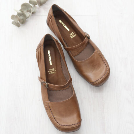 [^:35736]yMODE KAORI CollectionzMU[Xeb`ȂǃNtg[N郌fB[XtbgV[YBAbp[ɂ͖̂郌U[gpAǂfpŃi`ȕ͋CɎdグĂ܂Bܐɉ悤ȕL̃tHŁAƂSnBbXgbv͈芴߂ƓɁA炵oł̂ꂵBobN͈|邾̃tbN^CvŁAÊ₷lĂ܂BC\[ɃNbVĂ̂ő肪ǂAyĂꂻBAEg\[͒ʂɓˋNzĂ邽߁AɂȂĂ܂BC킸bNXėAu[hJIv߂̃tbgV[YłByL[[hz#}CV[Y#\tgU[#tbg