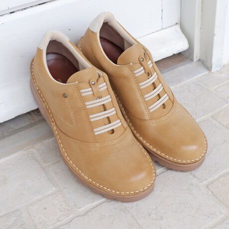 [^:6130]yMODE KAORI CollectionzS̃V[[XŒEN`ȃU[Xj[J[łB悢4.5cmq[ŃX^CAbvʂ܂BgJ݂ɂHh\ʂɝH{Ă邩琅͂ĉɂ̂|Cg(Shł͂܂)B\[͋ȐƃObv͂ɗDꂽA\[Ōy₩ŁAˑR̈VɂCɂĂ܂BgSnɂꑫhAbp[̓\tgU[gpAтɑ̌`ɓł邵Ȃ₩͂łB肵Ⴊ񂾂A]Ԃ肵ĂɕS ANeBuɉ߂B蕝L4E݌vŊO̕ɂ߁B~ɂ͍RۏLʂ{fނgpĂ܂BgǂȃR[fBl[gƂ̗ǂJ[WJhI΂ȂԃJ[₱ꂩ̋G߂ɂ҂ȃJ[𑵂܂B킹{gXI΂ALR[fBl[gŊ􂵂Ă܂B@\ɂꑫŁAꑫĂƏd󂷂u[hJIṽ[XAbvXj[J[łByL[[hz#24H~V#EhgE#SR#ʋ#ʊw#s#}CV[Y#q[Abv#{v