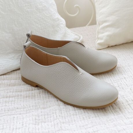 [^:7121]yMODE KAORI Collectionzb̑Xeb`|Cg̃Xb|V[YłBYɌ悤AuJbg̃Cɂ܂B悭VFCvꂽgĚ`͏炵oĂu[hJIvڂ̃ACełBgɗD\tgȗSnhAbp[݂͑̂\tgU[gpA~ɂ͌߂̒ᔽNbṼ\tgC\[^CvBӂӂȑ肪͂łBg₷1.5cmq[hᐡ̒悢őꂵɂłBfC[ɂ͂Aʋ΂ʊwAsȂǗlXȃV[Ŋ􂵂ĂꂻBgǂȃR[fBl[gƂ̗ǂJ[WJh{vȂł͂̕y߂ꑫŁAI΂ȂԃJ[葵܂B₷pcX^Cɂ͂AtF~jȃXJ[g⃏s[XɂL킹Ă܂ByL[[hz#24H~V#Xb|#EhgE#tbgV[Y#{v#ʋ#ʊw#s#}CV[Y#fC[[X