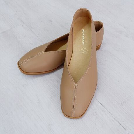 [^:7124]yMODE KAORI Collectionz烊bNXIlC̖،^gpVJbgV[YBVɂ肰Ȃ{ꂽAXeb`ANZgɁB[߂̗EɂAJo[邩₷BJWAɂƊɂ}b`AL􂷂fUCłBgɗD\tgȗSnhAbp[݂͑̂\tgU[gpA~ɂ͌߂̒ᔽNbṼ\tgC\[^CvBӂӂȑ肪͂łBg₷1.5cmq[hᐡ̒悢őꂵɂłBfC[ɂ͂Aʋ΂ʊwAsȂǗlXȃV[Ŋ􂵂ĂꂻBg}CV[YhƂ_炩ACyɃTbƒEłyIbNXȂAɃL}郂[hJÍw}CV[Yxߏւ̂U炿Ƃo܂ŁAfC[gɂ҂ByL[[hz#25tĐV#XNGA#VJbg#tbg#RۏL~#{v#lJWA#ʋ#s