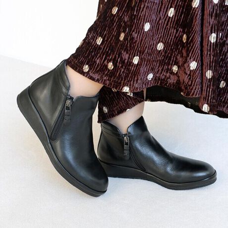 [^:6732]yAutumn&Winter CollectionzTCh̃t@Xi[ȑoV[gu[cłBCjOɂ̓t@[fނpA_炩Ɏdグ܂Bg\tgȗSn͂̃vbg@hAbp[ƗẢđ܏ɖD킹vbg@́ADݍ݁A肵sT|[gBEFbWq[Ȃ̂ŌX΂Ȃ芴AɗD݌vłBĝ݂_炩ȃU[hAbp[̓\tgU[gpAтɑ̌`ɓł邵Ȃ₩͂łB蕝L3E݌vŊO̕ɂ߁B~ɂ͌߂̒ᔽNbVĂ邩ӂӂȑłBgEyhTChɃt@Xi[{Ă邽߁AEyBƗyŁA}ł鎞X[YɂoցByL[[hz#EhgE#V[gu[c#vbg#L#h#{v#s#ʋ#ʊw#25H~V