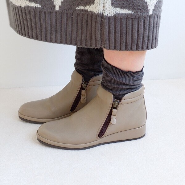 UGGモカシ UGG®（アグ）公式サイト